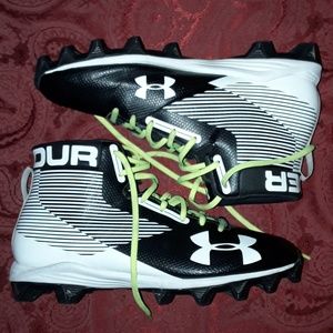 Men's Under Armour Hammer Mid RM Football Cleats